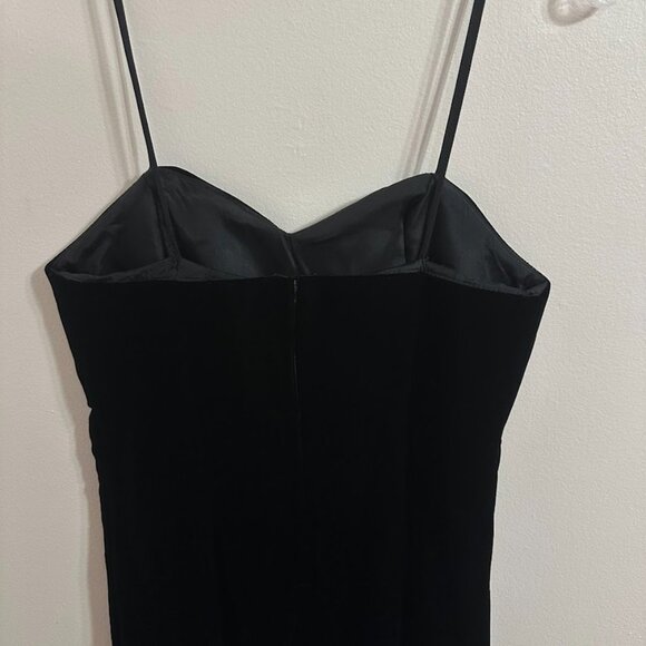 Vintage Black Velvet Slip Dress Made in USA Size M Cocktail Spaghetti Strap LBD - Picture 11 of 14